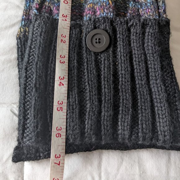 Women's Columbia Black Hat & Scarf w/ Pocket - Picture 3 of 8